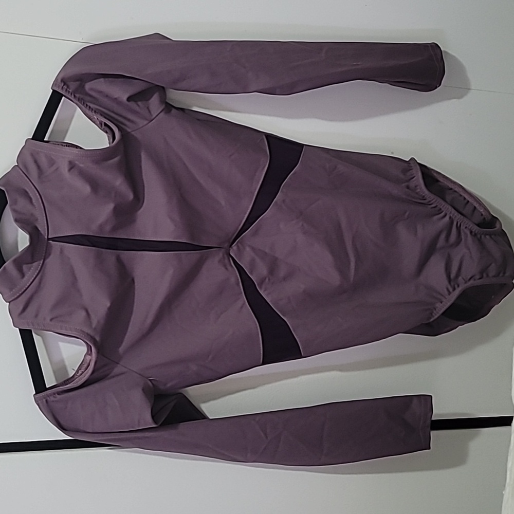 Dance or Gymnastics Costume, Size: Adult Small, Color: Lilac, Brand: Reverence